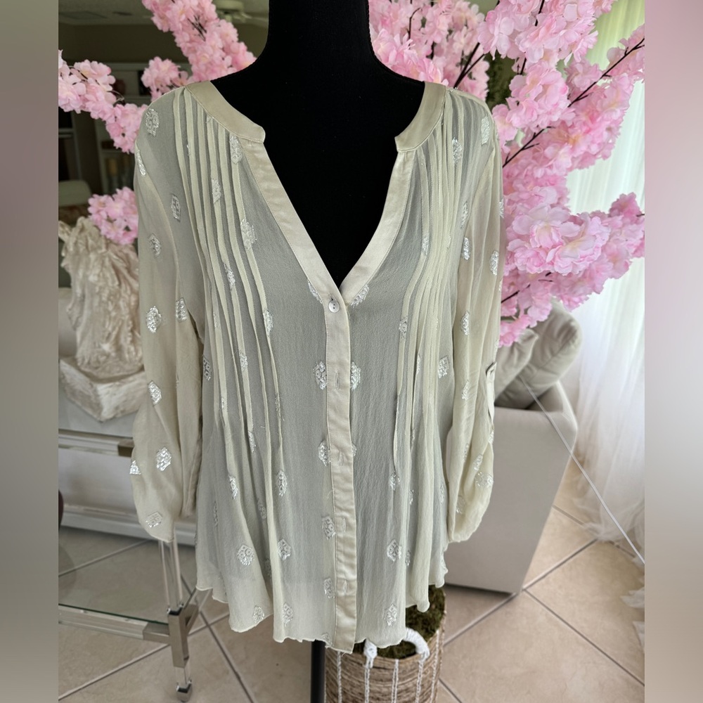 Hale Bob Beige silk metallic large blouse